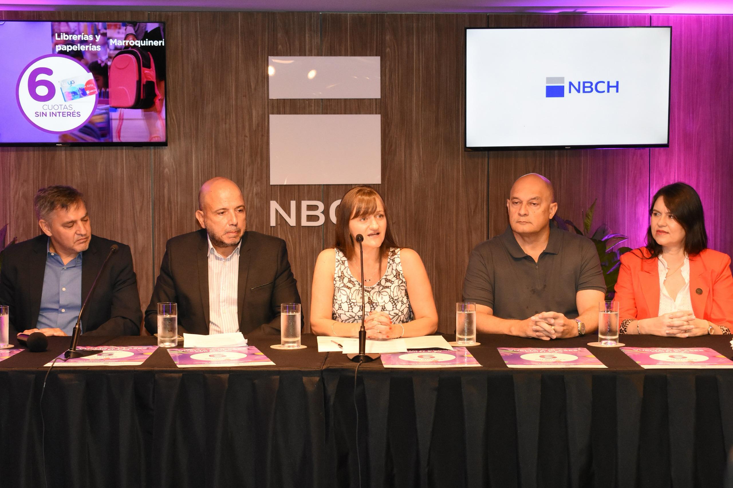 Se presento la promoción «Vuelta a clases» con tarjeta Tuya