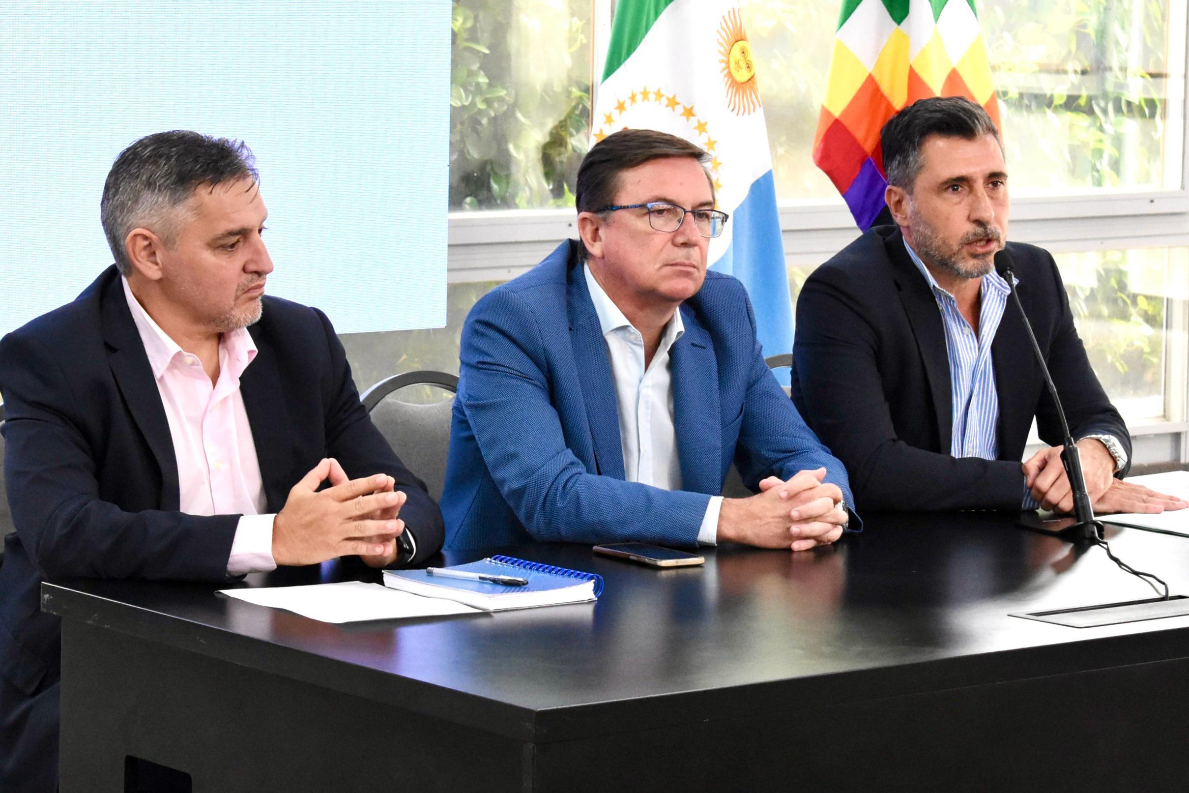 Pago de deudas, pago a la administración pública y ayuda escolar, entre los anuncios económicos del gobierno provicial