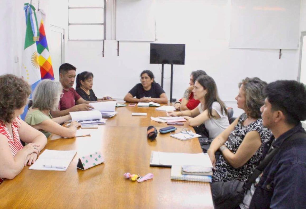La cartera Educativa panifico trabajos en territorio para fortalecer la educación intercultural y plurilingüe en toda la provincia
