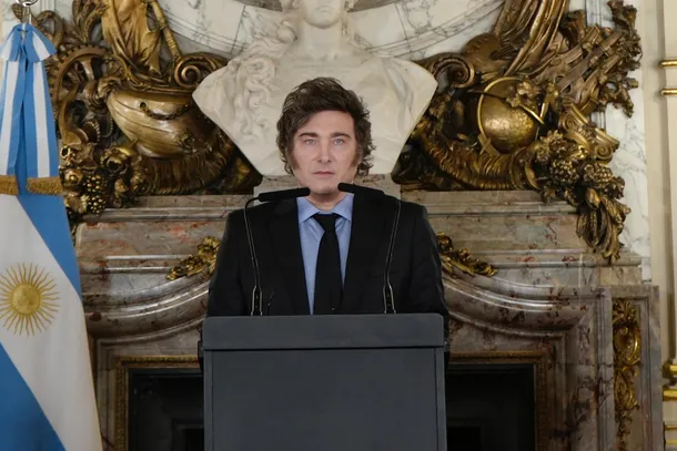 Aprueban moción para crear una comisión e investigar a Javier Milei por el escándalo cripto