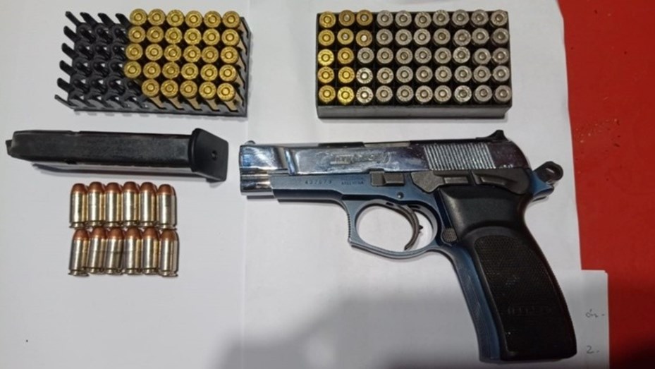 Santa Fe: ofreció una pistola en un grupo de WhatsApp y terminó detenido