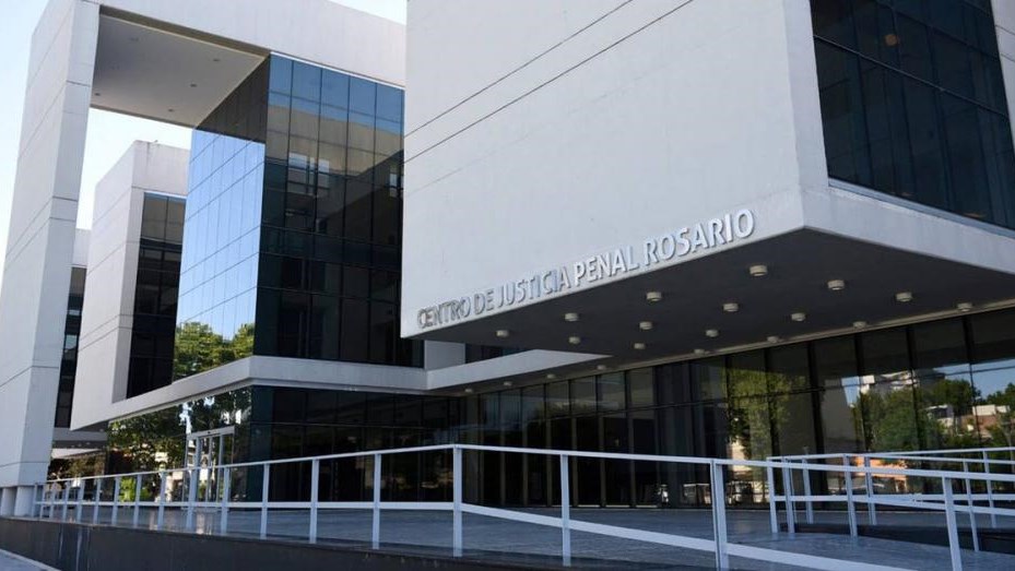 Padre e hijo condenados a prisión perpetua por asesinato durante un asalto