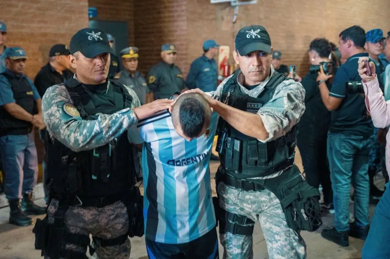 Sáenz Peña: traslado de 15 condenados al Complejo Penitenciario N° 2