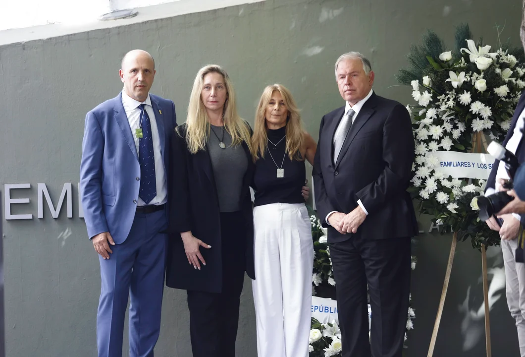 Con Karina y sin Milei, la comunidad judía reclamó justicia en el 33 aniversario del atentado a la Embajada de Israel