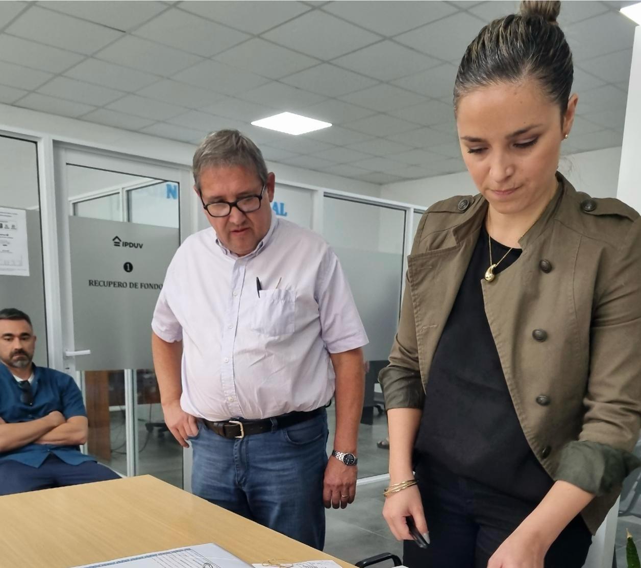 Sáenz Peña: el Instituto de Vivienda entregó los primeros créditos del Programa “Chaco a la Obra”