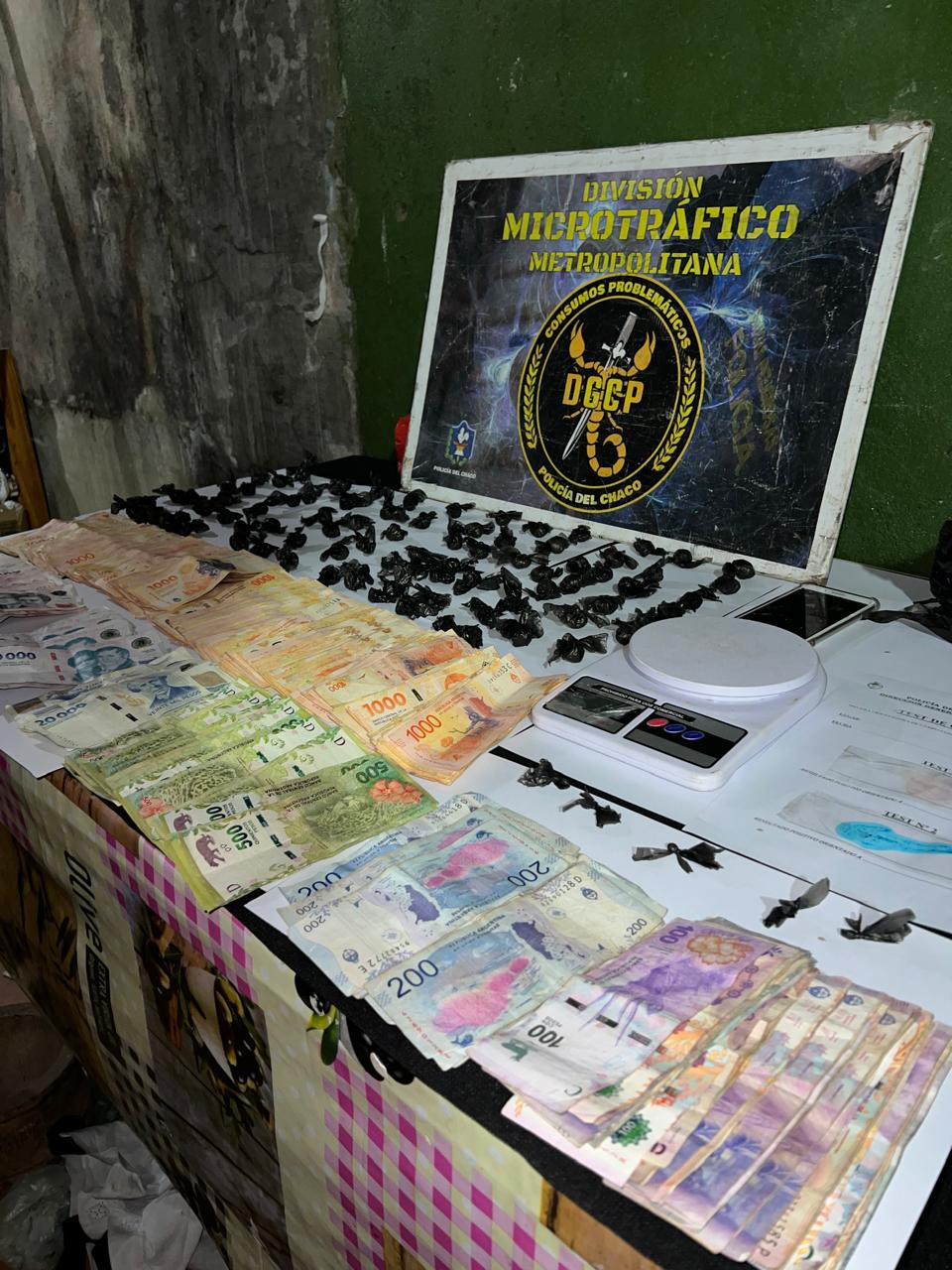 Golpe al narcomenudeo en Resistencia: La Policía allanó una vivienda y secuestro gran cantidad de estupefacientes fraccionados