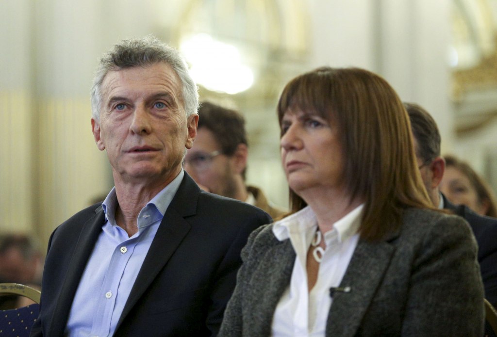 Macri le pidió explicaciones a Bullrich sobre el traslado de reclusos: «Las comisarías no son cárceles».