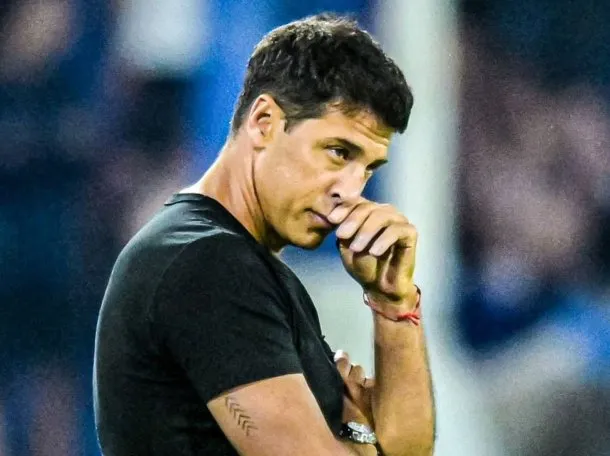 Sebastián Domínguez renunció como entrenador de Vélez después de la derrota ante Huracán