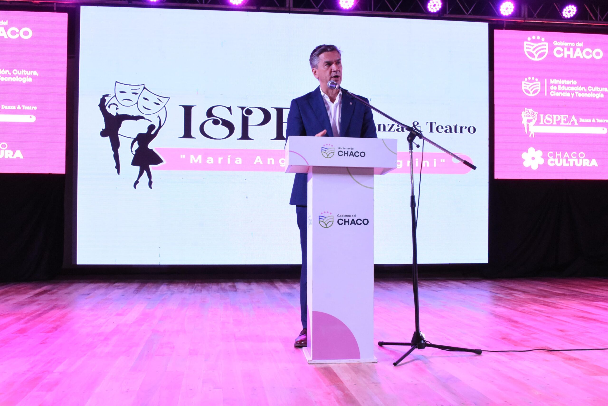 Zdero inauguró el edificio propio del ISPEA en Resistencia