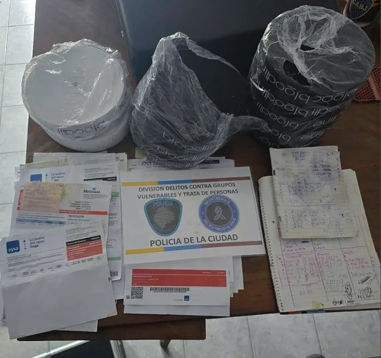 Un ciudadano boliviano fue imputado por presunta trata de personas tras la clausura de dos talleres textiles