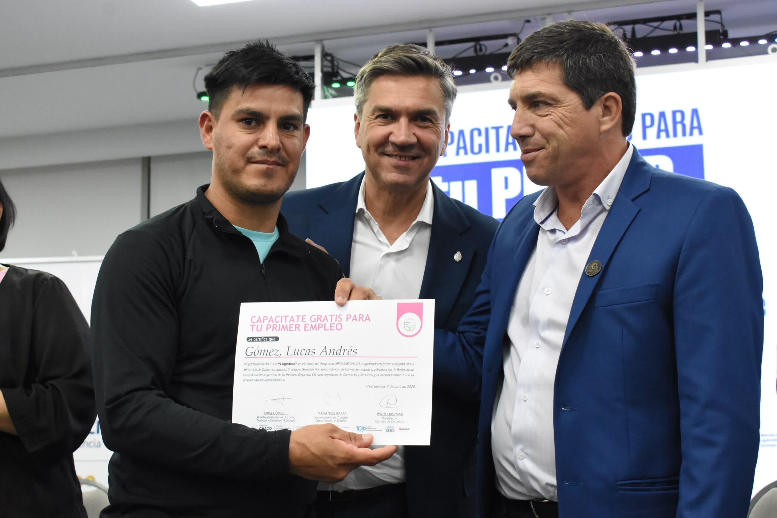 Impulsar Chaco”: el Gobierno Provincial entregó certificados  a participantes de las capacitaciones “Tu Primer Empleo”