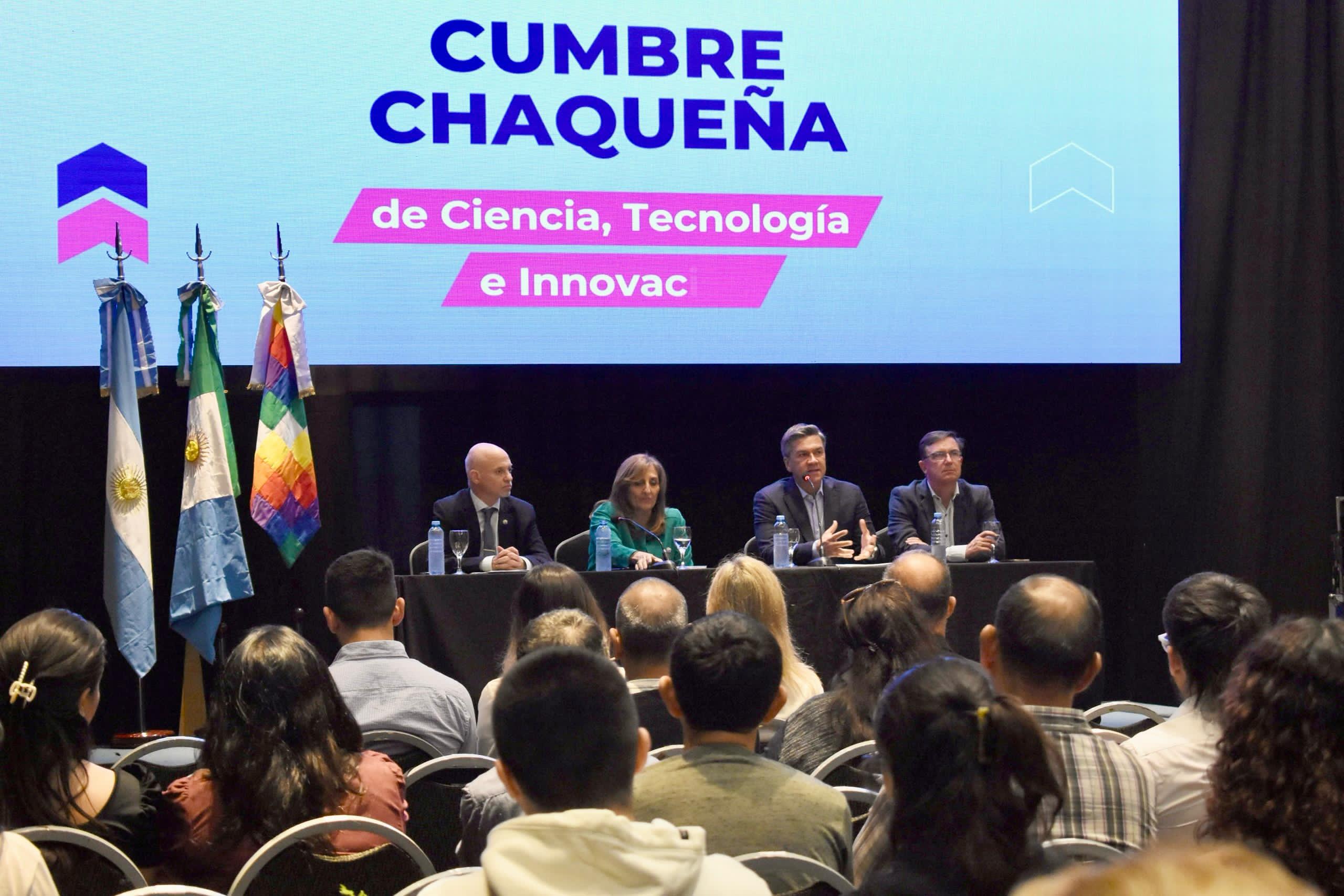 Esta tarde: el Gobernador Zdero acompañó el cierre de la II Cumbre Chaqueña de Ciencia, Tecnología e Innovación