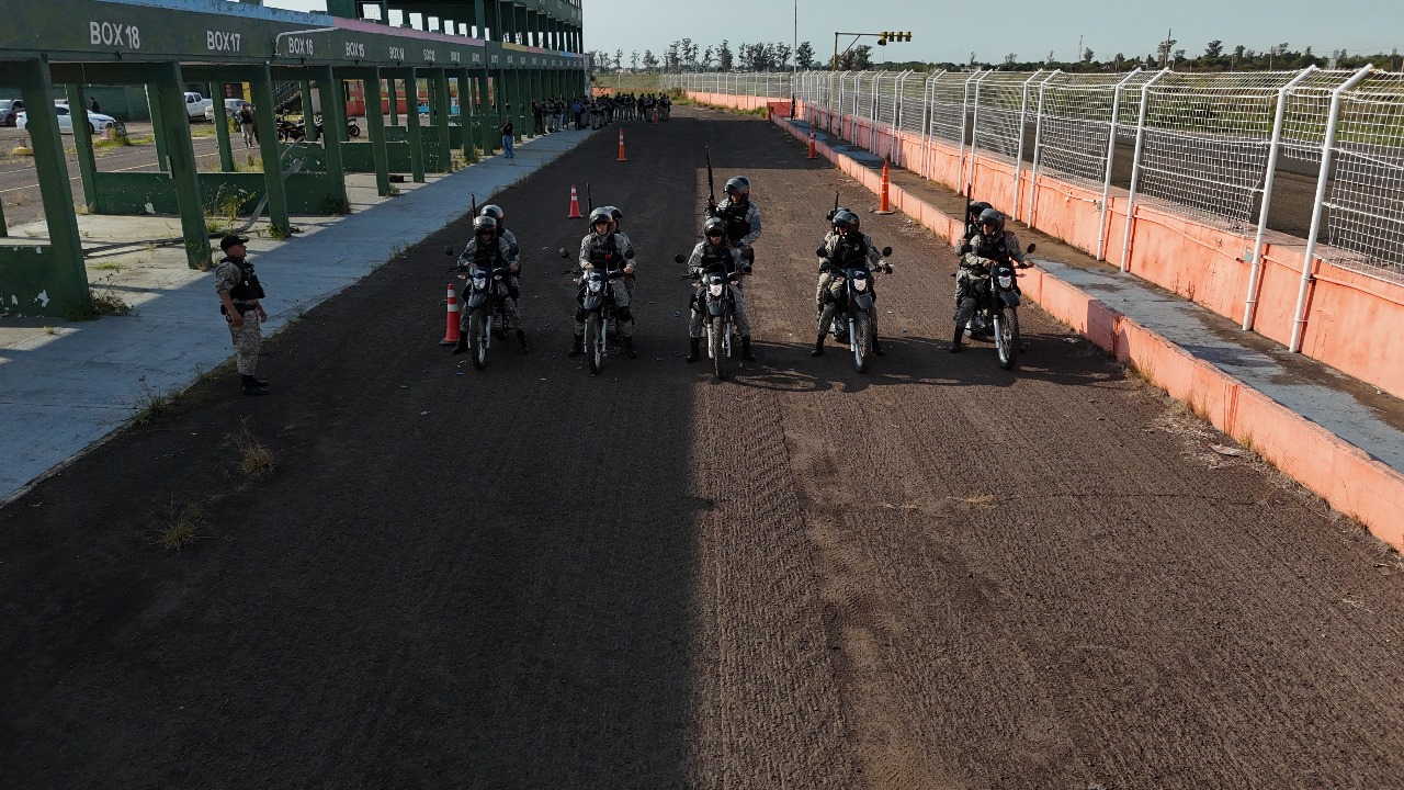 Chaco: capacitación conjunta de Fuerzas Motorizadas en el autódromo
