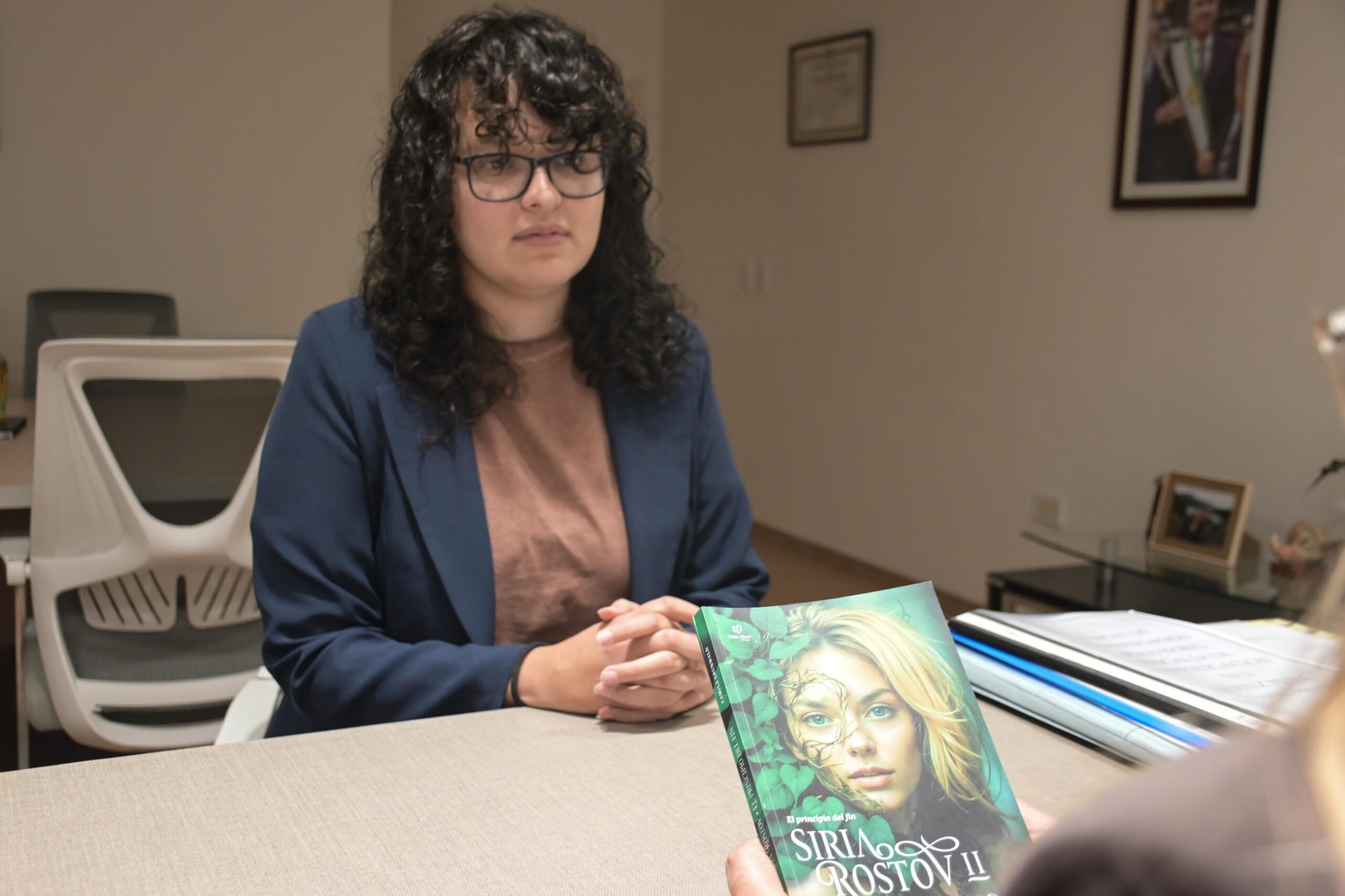 La escritora Camila Grunwald presentó a Carmen Delgado sus dos nuevos libros