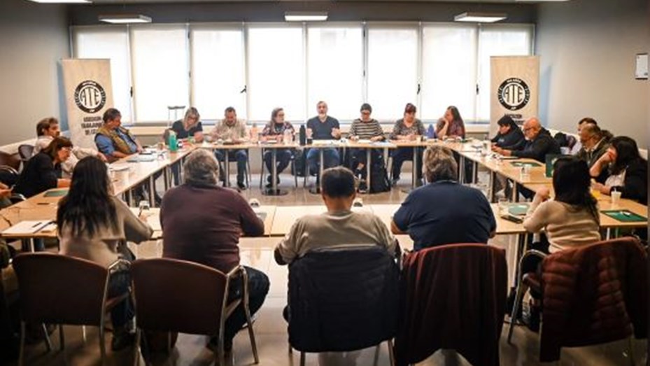 ATE definió nuevas protestas simultáneas en todos los organismos públicos para el miércoles 23 de abril