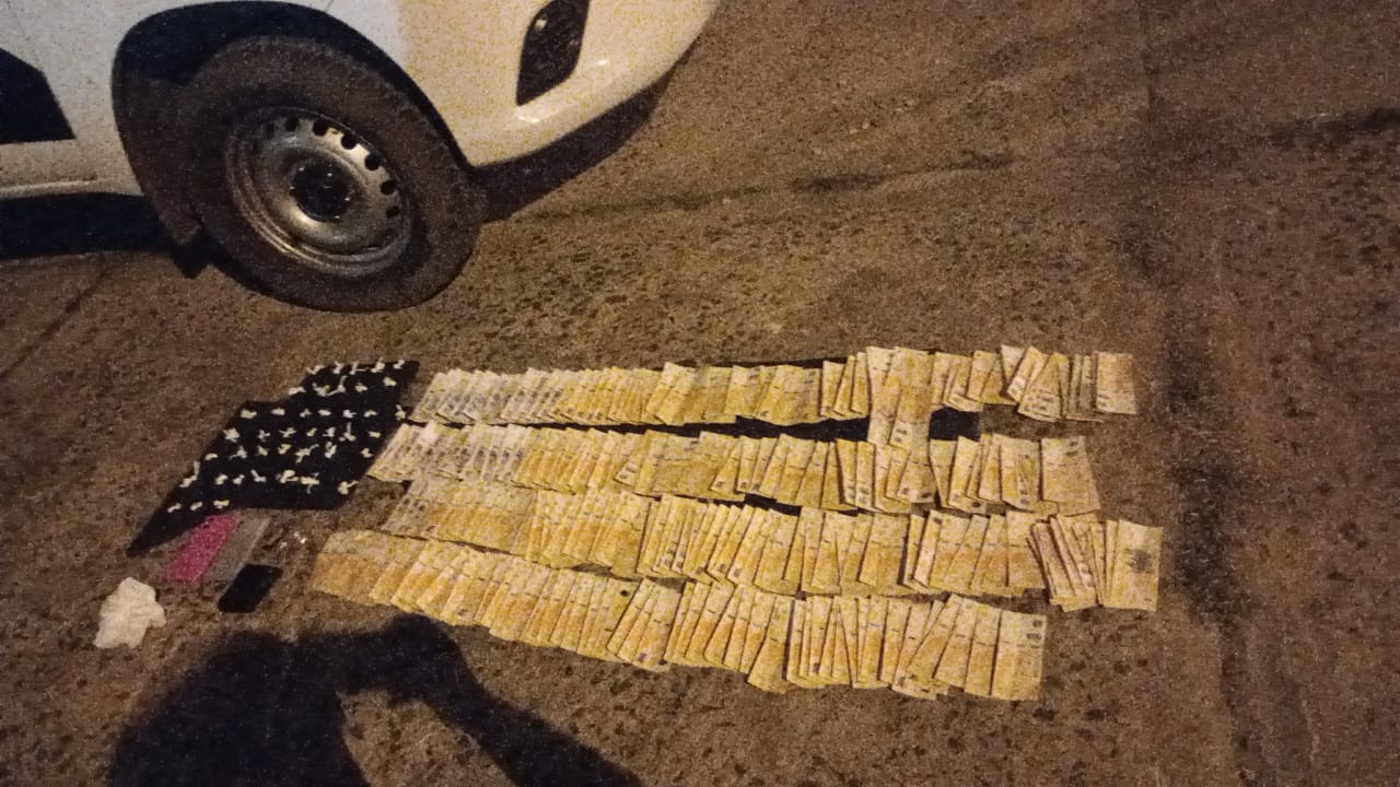 Resistencia: atrapados con cocaína y dinero en un operativo antidrogas