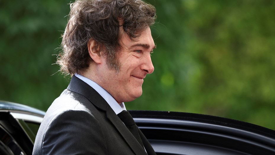El presidente Javier Milei llegó a Roma para participar del funeral del Papa Francisco