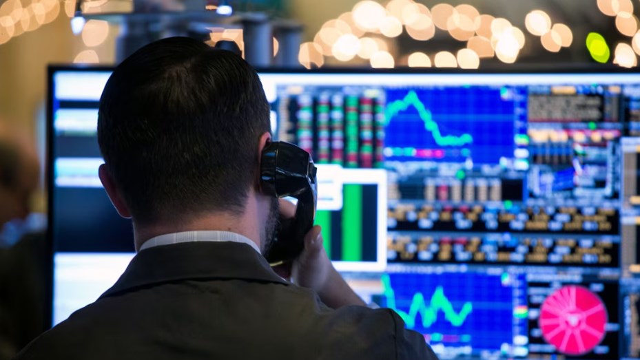El Riesgo País supera los 900 puntos en otra jornada complicada para los mercados internacionales