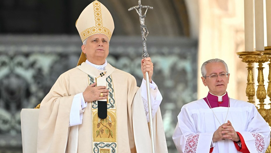 León XIV inició su pontificado con una crítica al paradigma económico