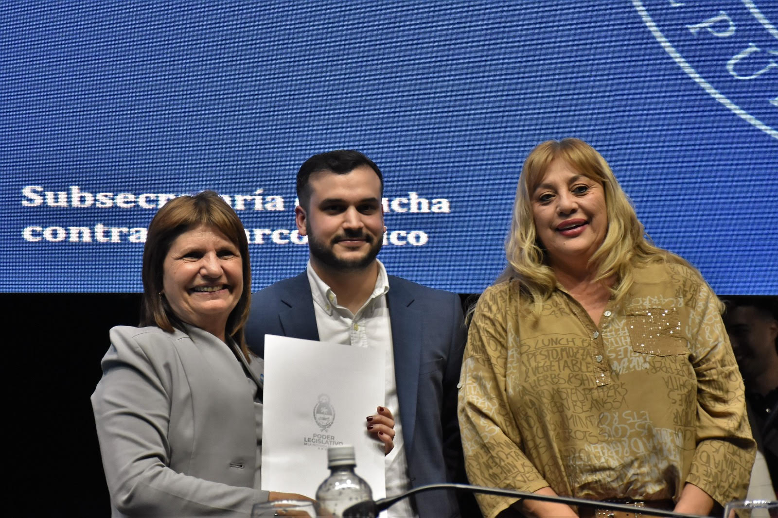 Diputados provinciales con la ministra de Seguridad Patricia Bullrich