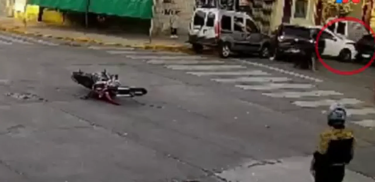 Escapaban de la Policía tras un robo en Mataderos y atropellaron a dos personas