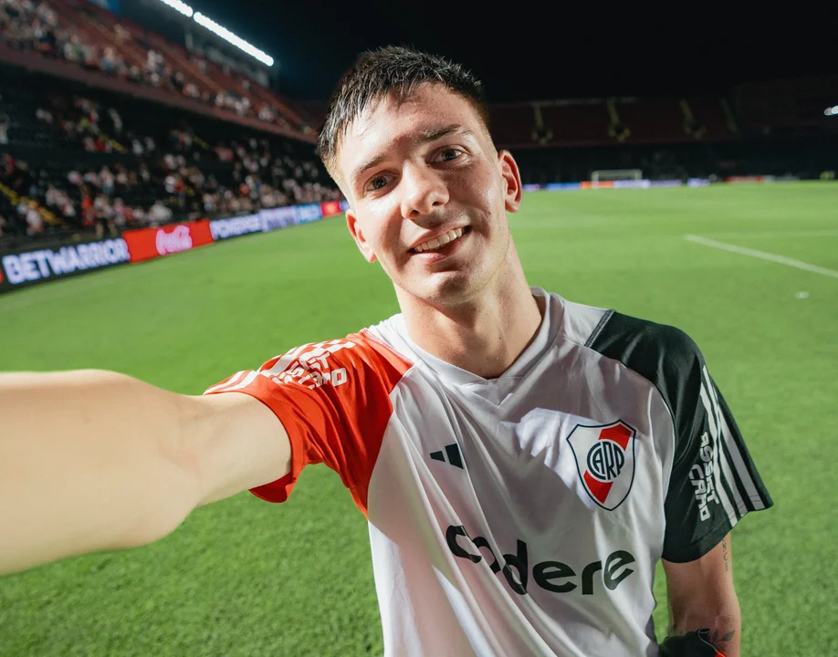 El PSG quiere pagar la cláusula de Franco Mastantuono y llevárselo de River