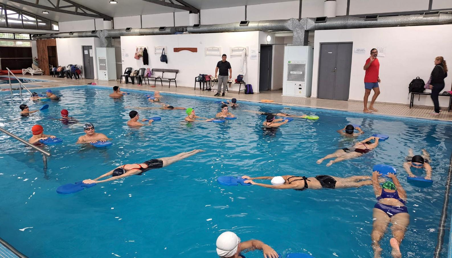 Pileta climatizada en Polideportivo Jaime Zapata: apertura de actividades y horarios