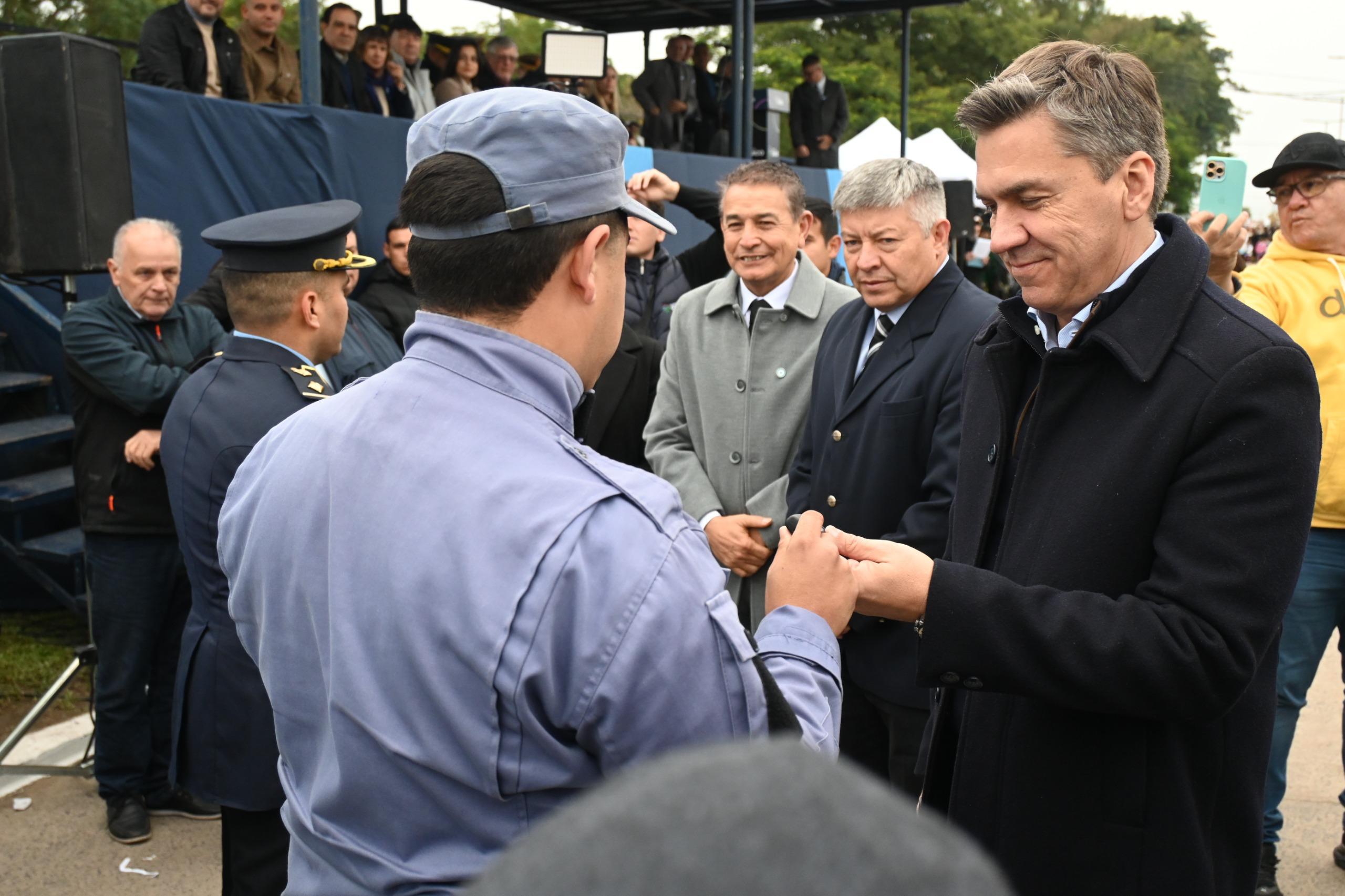 115º Aniversario de Puerto Vilelas: el Gobernador Zdero celebró junto a la comunidad, entregó patrullero y títulos de propiedad