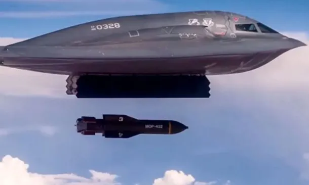 Rompebúnkeres: cómo son las bombas de 500 millones de dólares que Estados Unidos lanzó sobre Irán