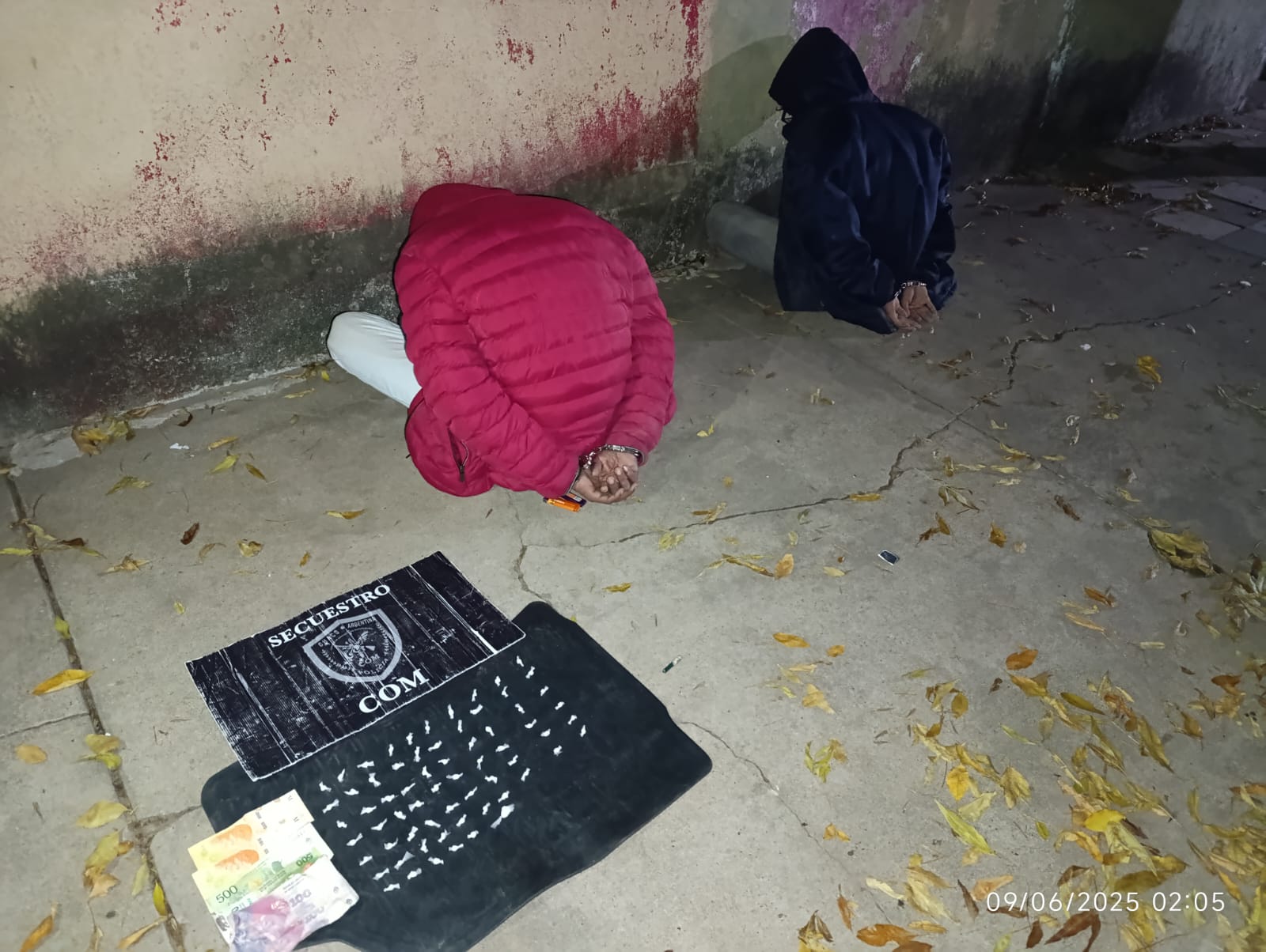 Barranqueras: detuvieron a dos jóvenes con 66 envoltorios de cocaína