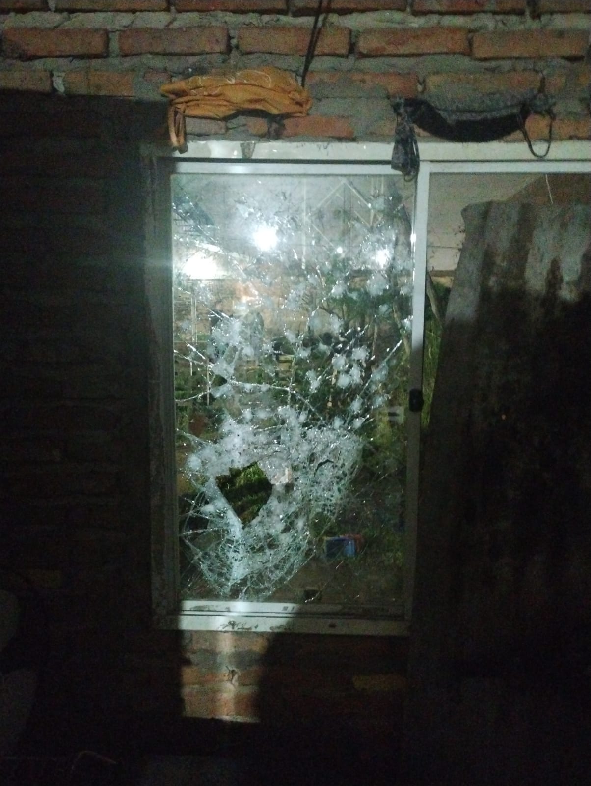 Violenta agresión con arma tumbera en un domicilio de Resistencia: hay dos heridos