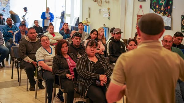Barranqueras: exitosa charla sobre el rol de la familia en el deporte en el Centro Cultural “La Flota”