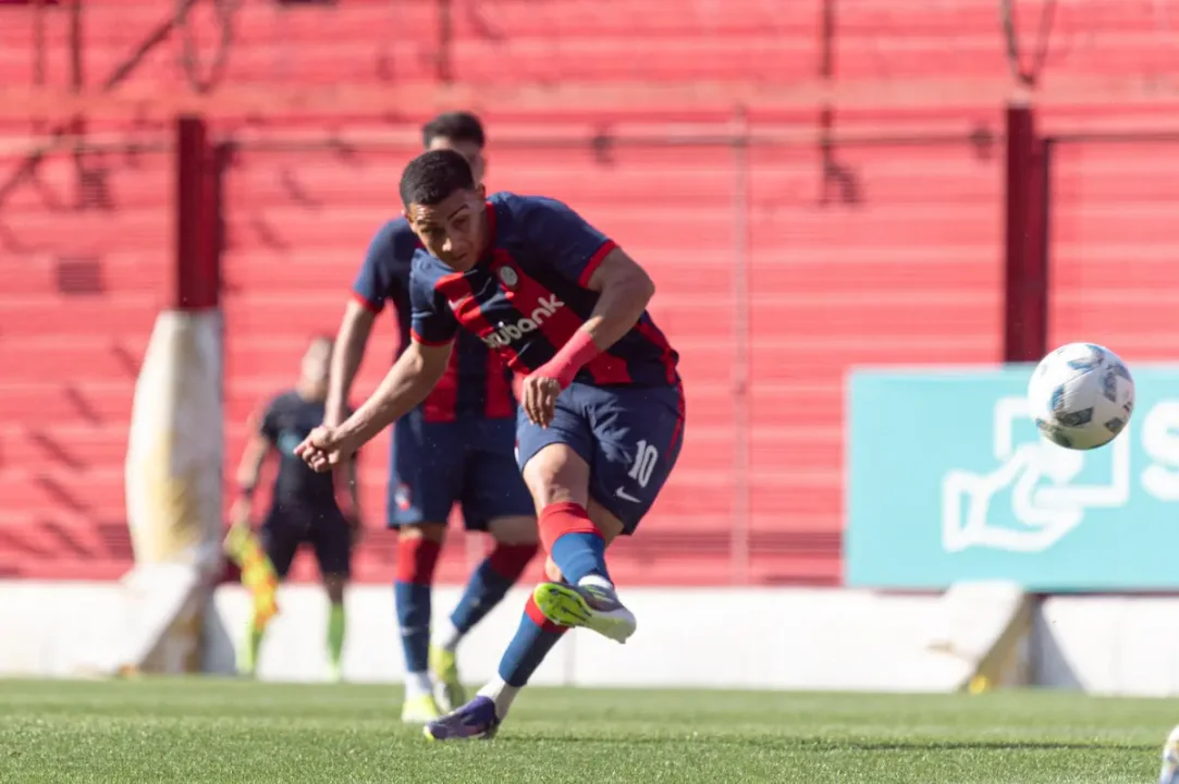 El “refuerzo fantasma” de San Lorenzo: se fue del club sin jugar ni un solo minuto