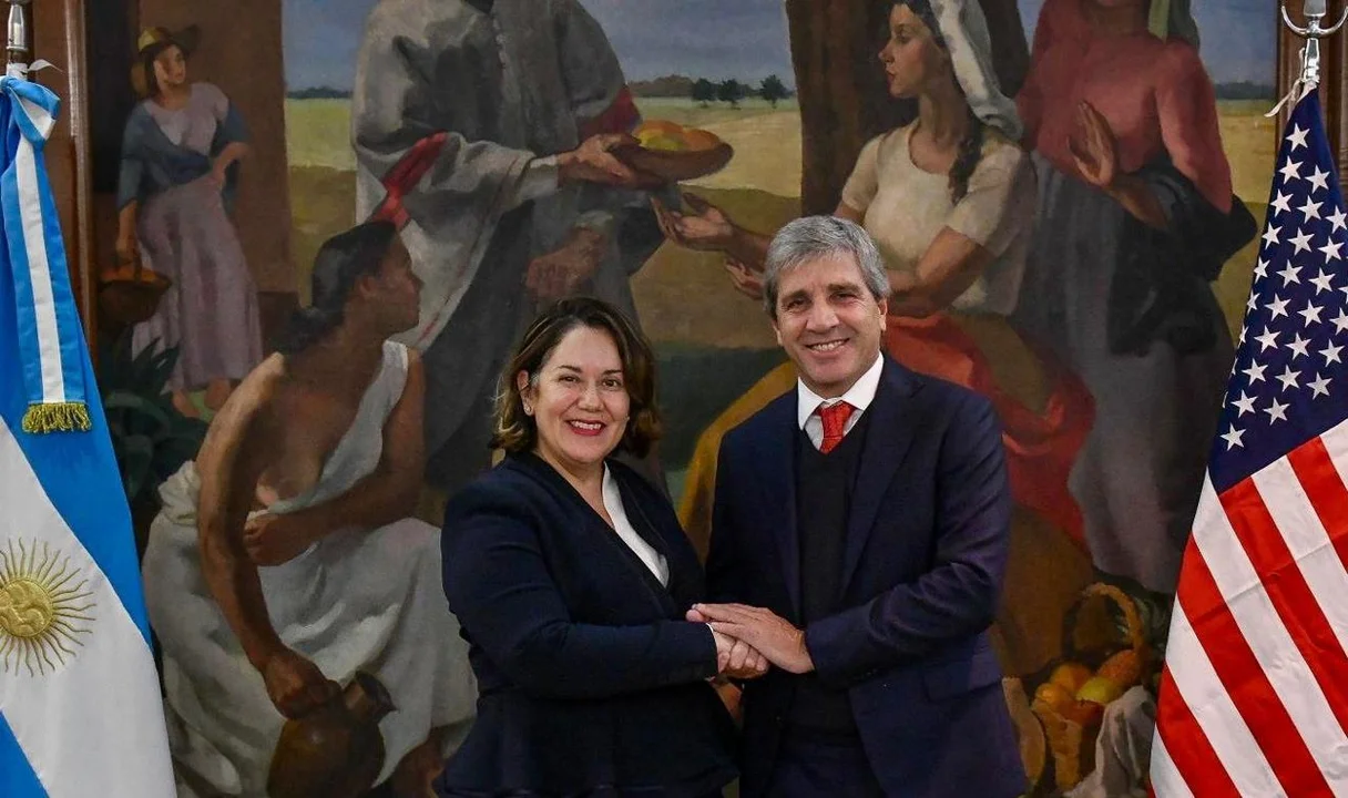 Caputo se reunió con la nueva encargada de negocios de Estados Unidos