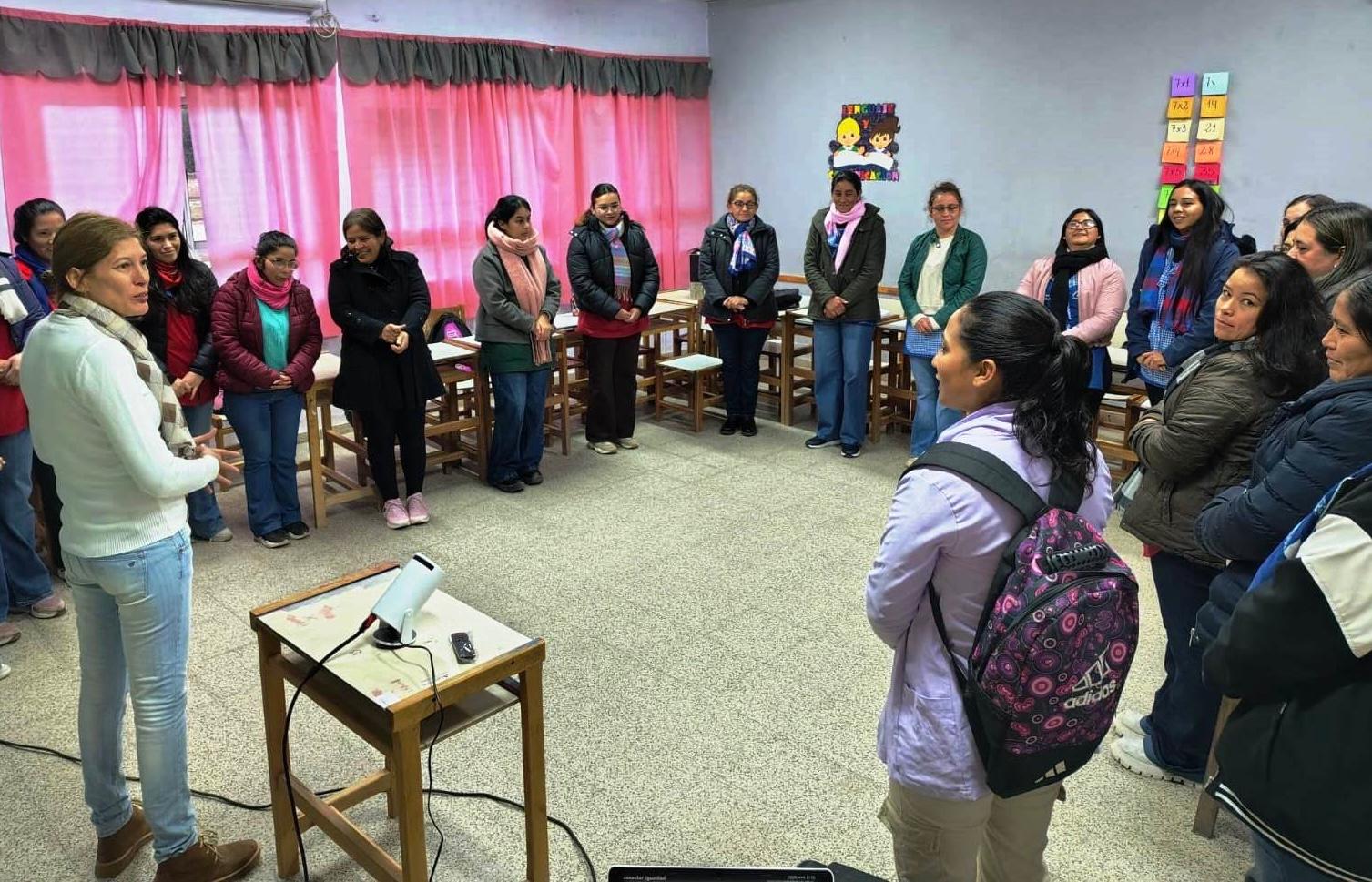 Educación: iniciaron los ateneos didácticos en alfabetización para docentes