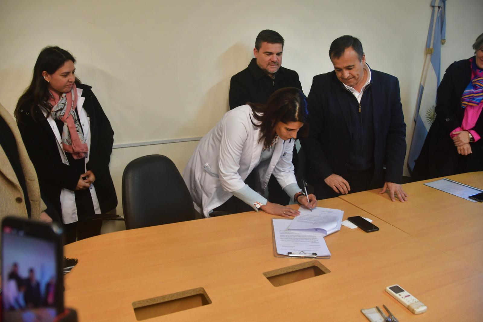 La doctora Andrea Mayol asumió como Directora del Hospital Perrando