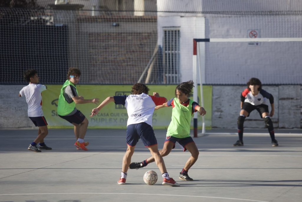 Los clubes de barrio enfrentan el desafío de ordenar su gestión para conservar los subsidios