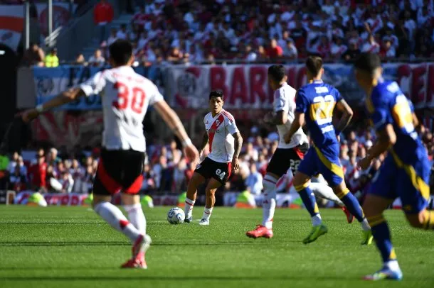 La postura de Boca y River ante la vuelta de los visitantes al fútbol argentino