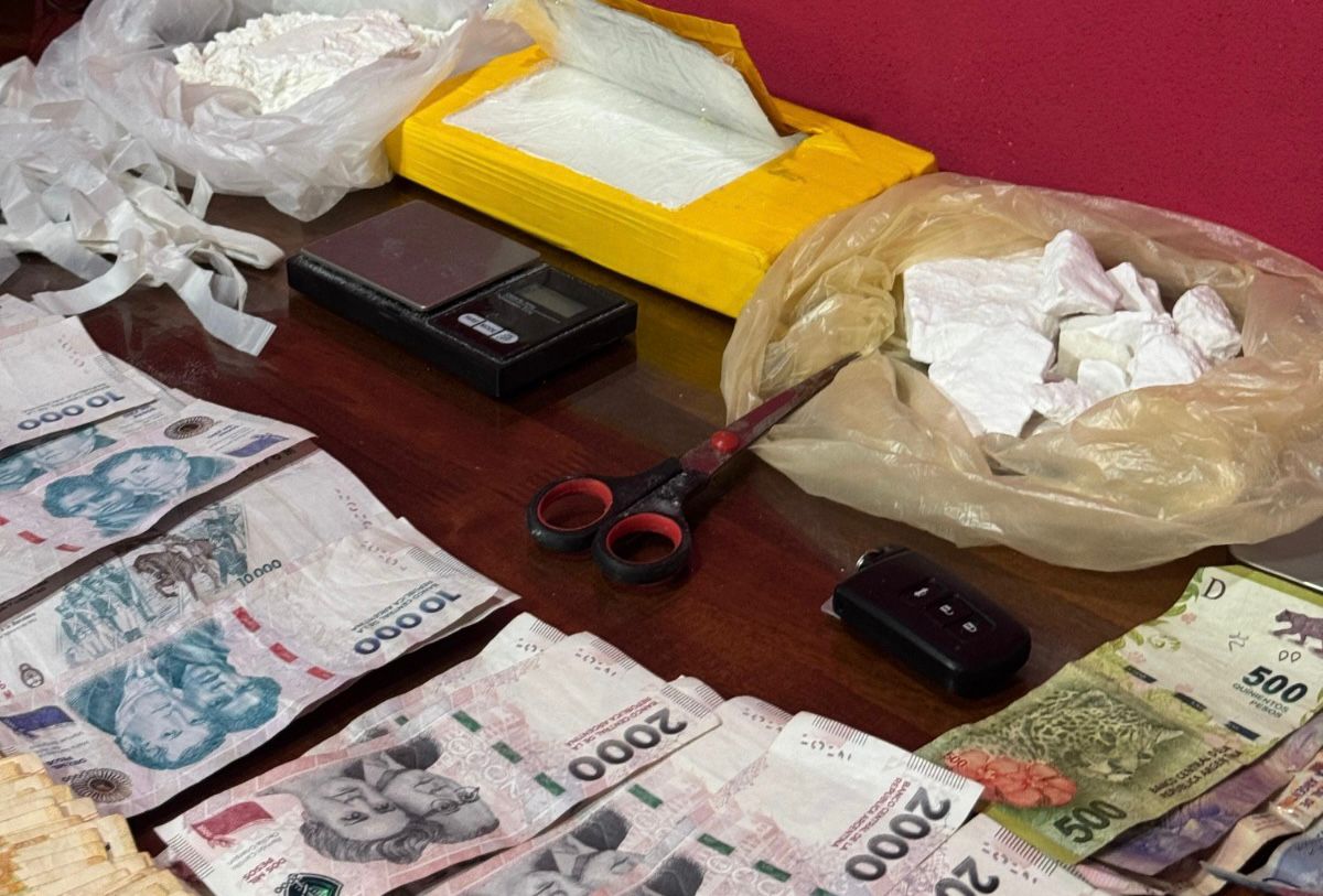 Secuestran cocaína y desarman kioscos de droga en operativos metropolitanos