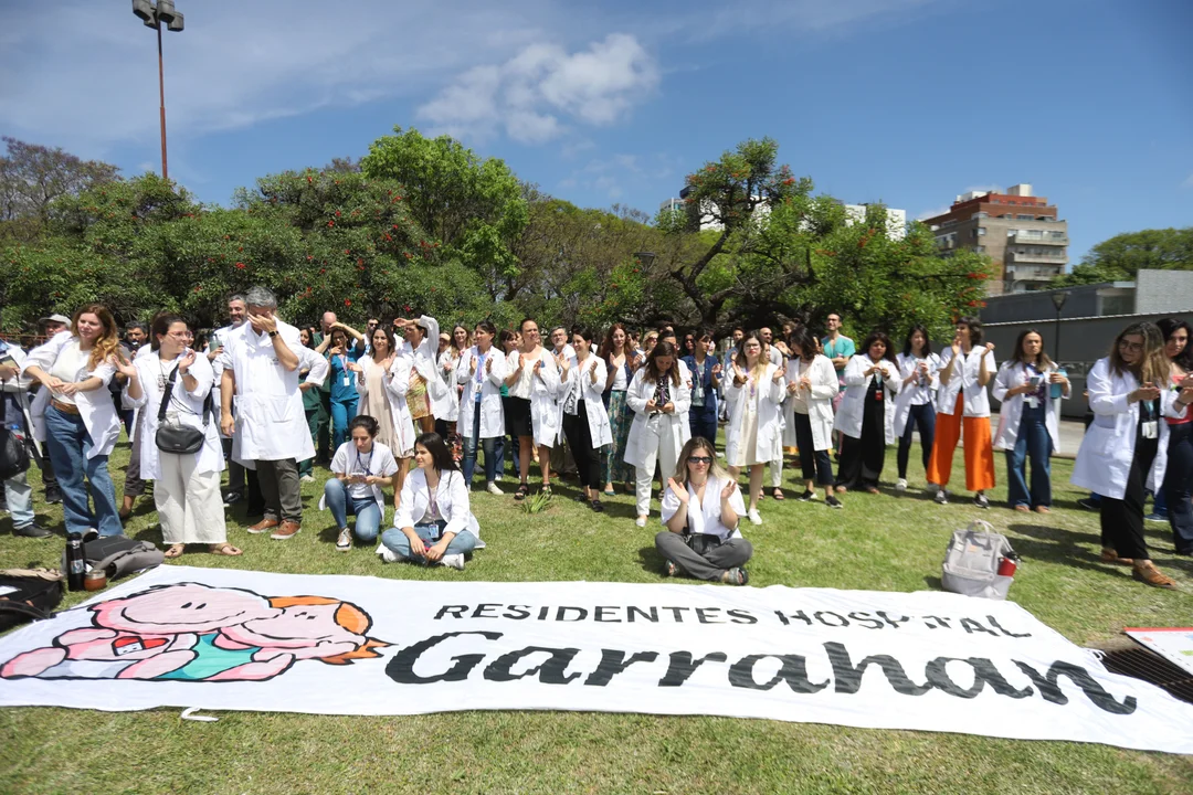 Médicos residentes se presentaron a rendir el nuevo examen que impulsó el Gobierno Nacional