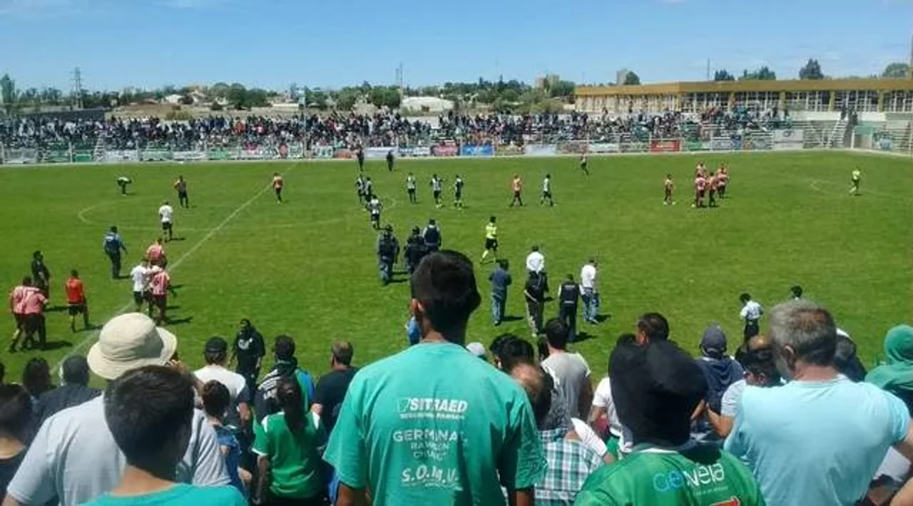 Rawson: los padres que deban cuotas alimentarias no podrán ir a la cancha