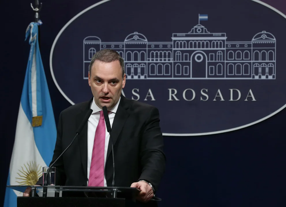 El festejo de Adorni por el fallo de YPF: “Décadas de gestiones decadentes nos trajeron hasta acá”