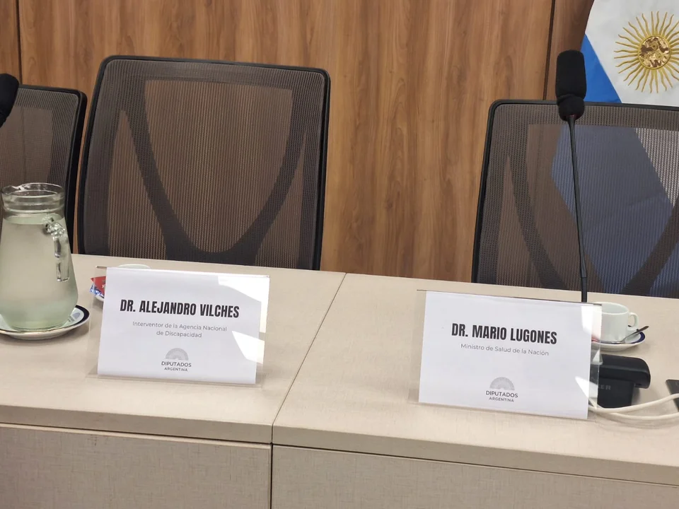 Coimas: Lugones y Vilches pegaron el faltazo a Diputados y se demoran las explicaciones oficiales