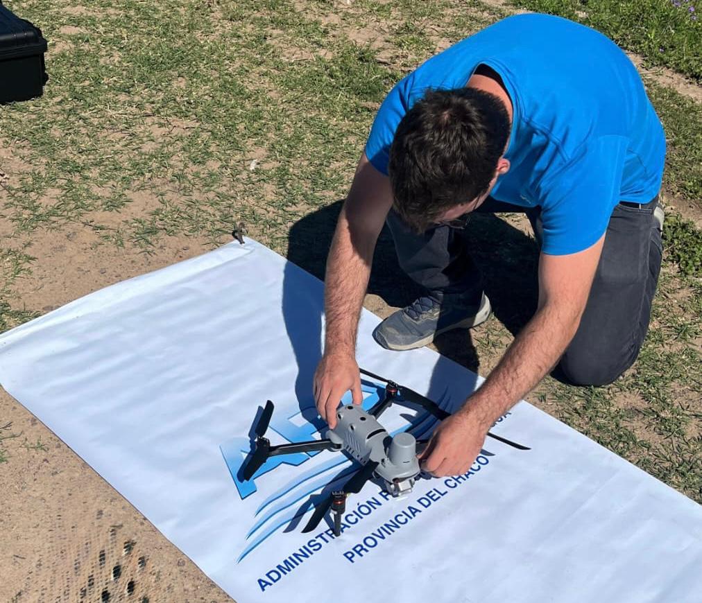 La APA continúa con el operativo de control y mantenimiento de defensas del Gran Resistencia