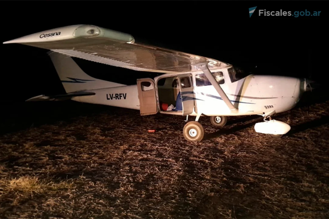 Condenaron a dos pilotos extranjeros por contrabando y aterrizaje clandestino de una avioneta en Santa Fe