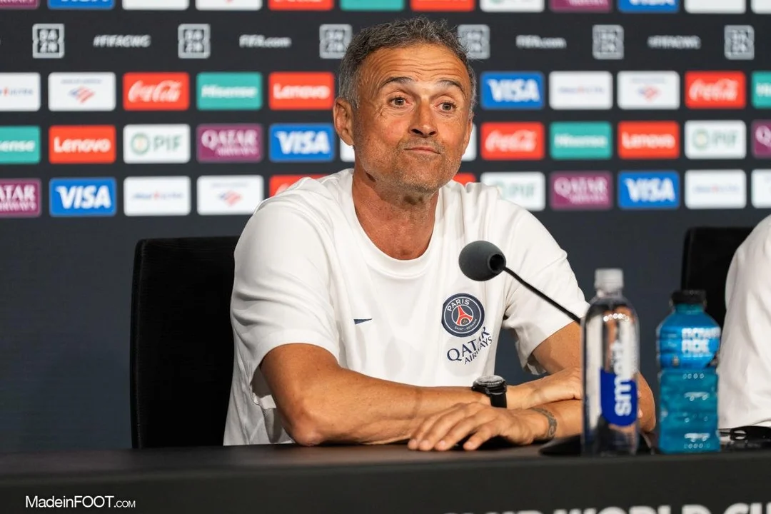 Luis Enrique sufrió una fractura en su clavícula y tendrá que ser operado